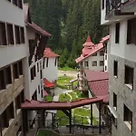 아파트 The Castle Complex - 401 팜포로보