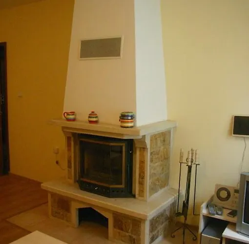 The Castle Complex - 401